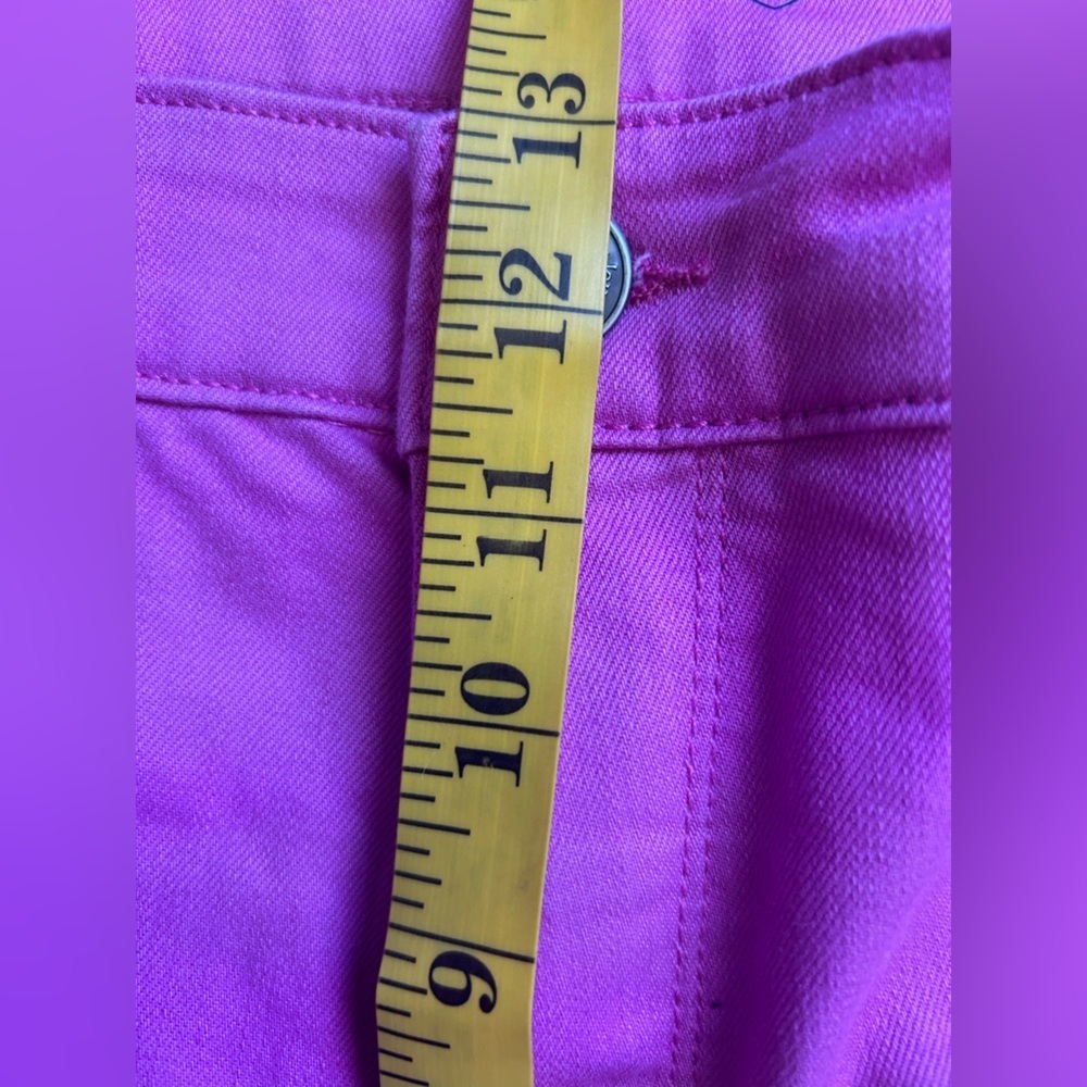 St. John’s Bay NWT Bubble Gum Pink Mid-Rise Plus size Capris 28W - Picture 5 of 9